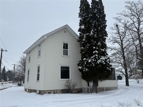 803 Jefferson Avenue Chippewa Falls WI 54729