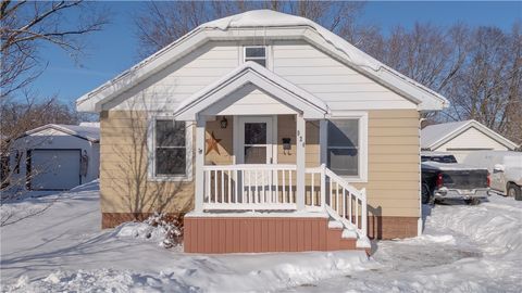 924 James Street Eau Claire WI 54703