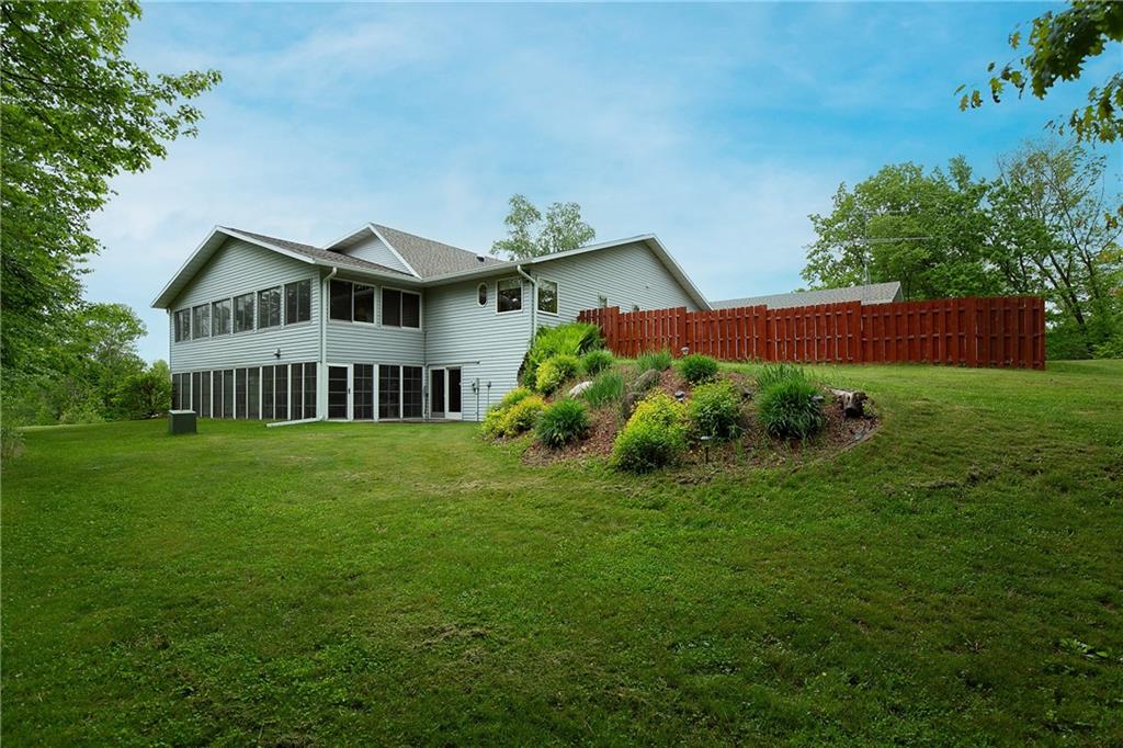 Comstock, Wisconsin 54826, United States, 4 Bedrooms Bedrooms, ,4 BathroomsBathrooms,Residential,Active,57742