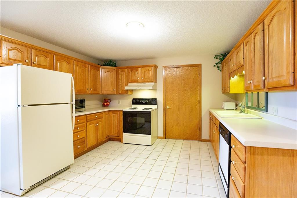 Comstock, Wisconsin 54826, United States, 4 Bedrooms Bedrooms, ,4 BathroomsBathrooms,Residential,Active,57742