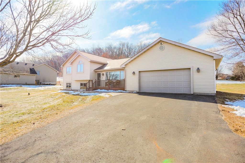 Photo of N8185 945th Street, River Falls, WI 54022 (MLS # 1598872)