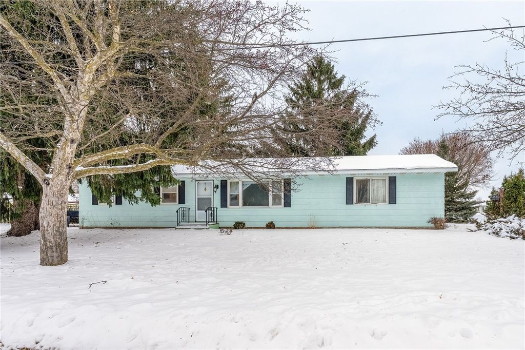 Photo of 738 Lynn Street, Chippewa Falls, WI 54729 (MLS # 1597447)