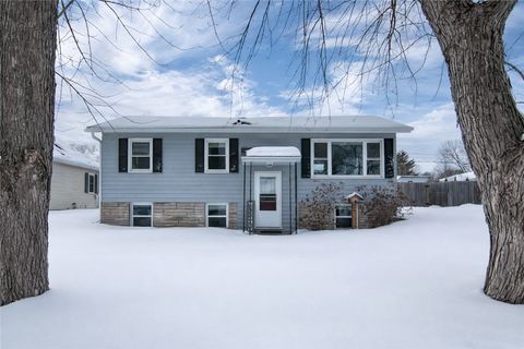 2714 Blakeley Avenue Eau Claire WI 54701