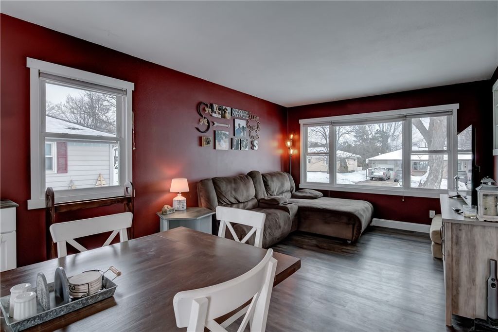 Photo of 2714 Blakeley Avenue, Eau Claire, WI 54701 (MLS # 1597765)