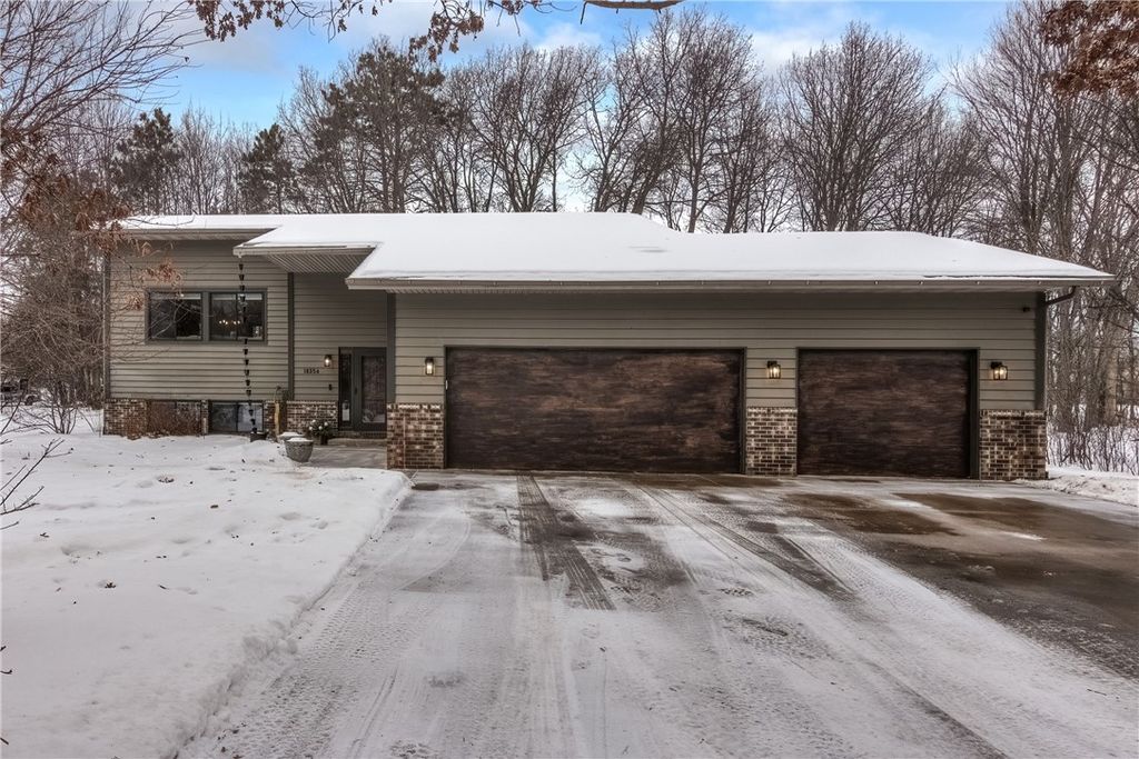 Photo of 18354 67th Avenue S, Chippewa Falls, WI 54729 (MLS # 1598266)