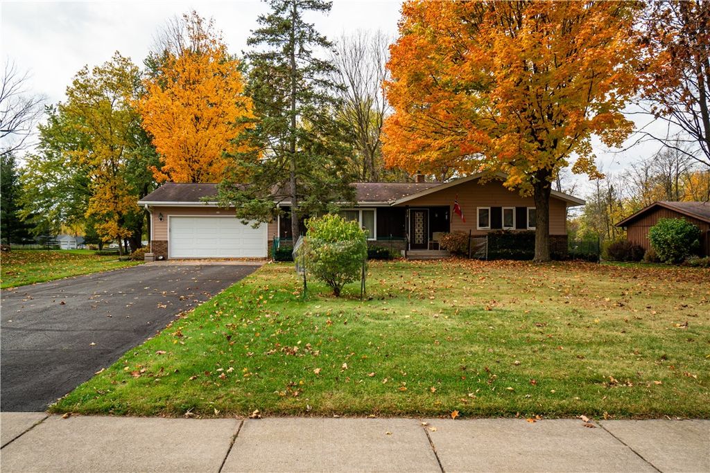 Photo of 312 Woodside Drive, Cornell, WI 54732 (MLS # 1598859)