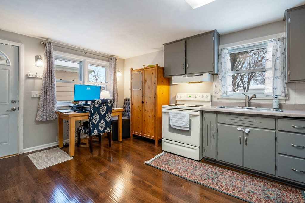 Photo of 1508 Margaret Street, Eau Claire, WI 54701 (MLS # 1597317)