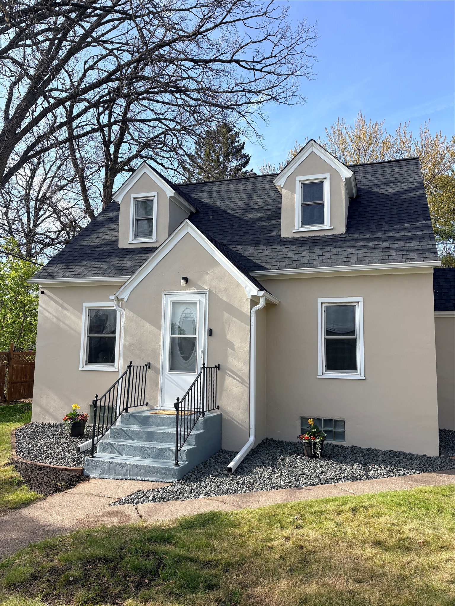 Photo 1 of 24 — 11 E Coleman Street, Rice Lake, WI 54868