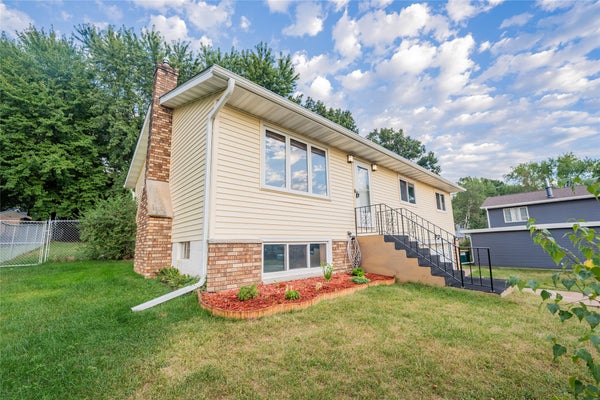 1127 5TH ST E, ALTOONA, WI 54720 - Image 5e2ec3b7a1794e8d7d469e2e3c0ad2df/1269721591