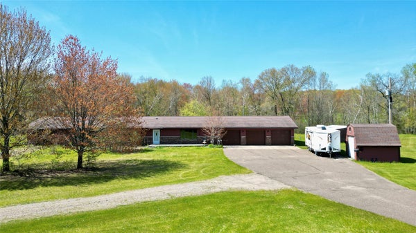 N7073 STATE ROAD 40, ELK MOUND, WI 54739 - Image 607ce11441f9e7d3d07e6bcd09d44cf1/2097873262