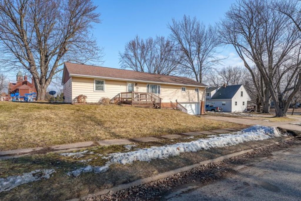 Photo of 806 E Supple Street, Boyd, WI 54726 (MLS # 1598882)
