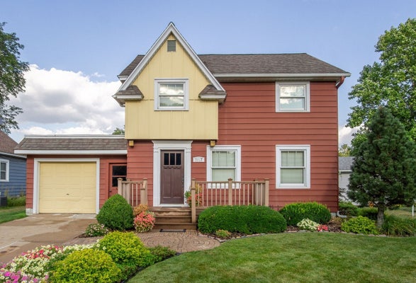 2017 11TH ST, EAU CLAIRE, WI 54703 - Image 6be8b2ae8ae2bbd5fad62ea2a2f831a7/1792844208