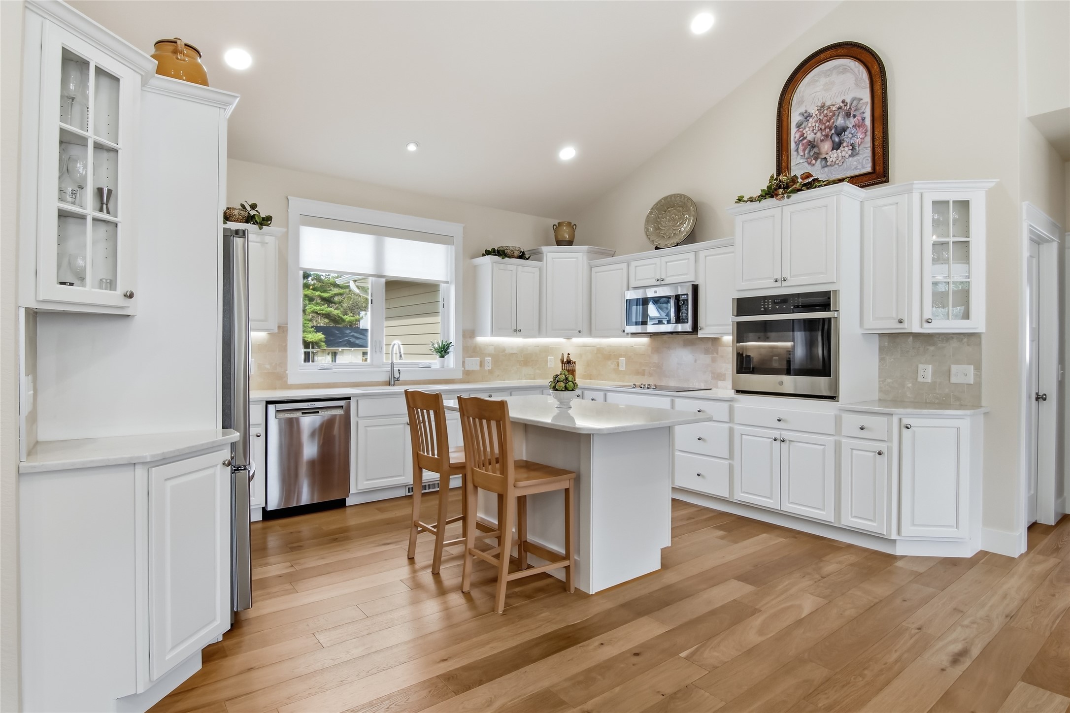 3729 Crest Ridge Court