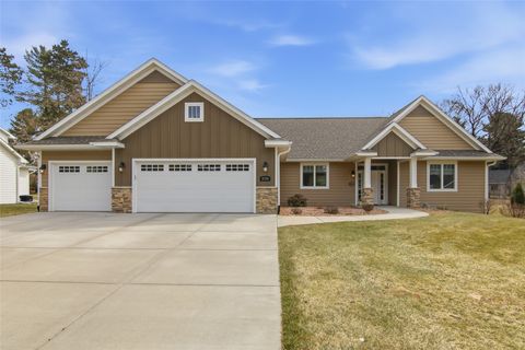 3729 Crest Ridge Court Eau Claire WI 54701