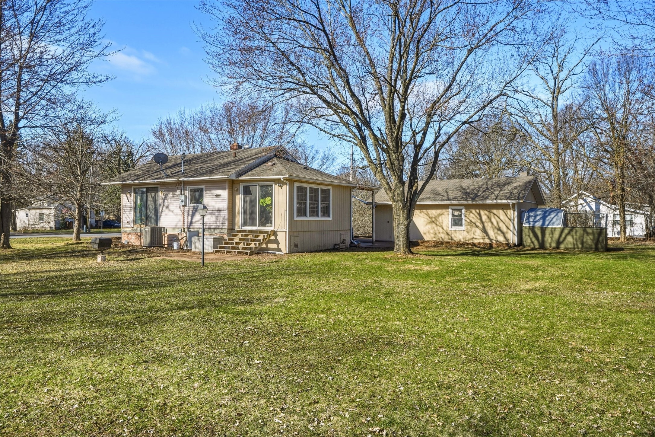 2804 North Lane