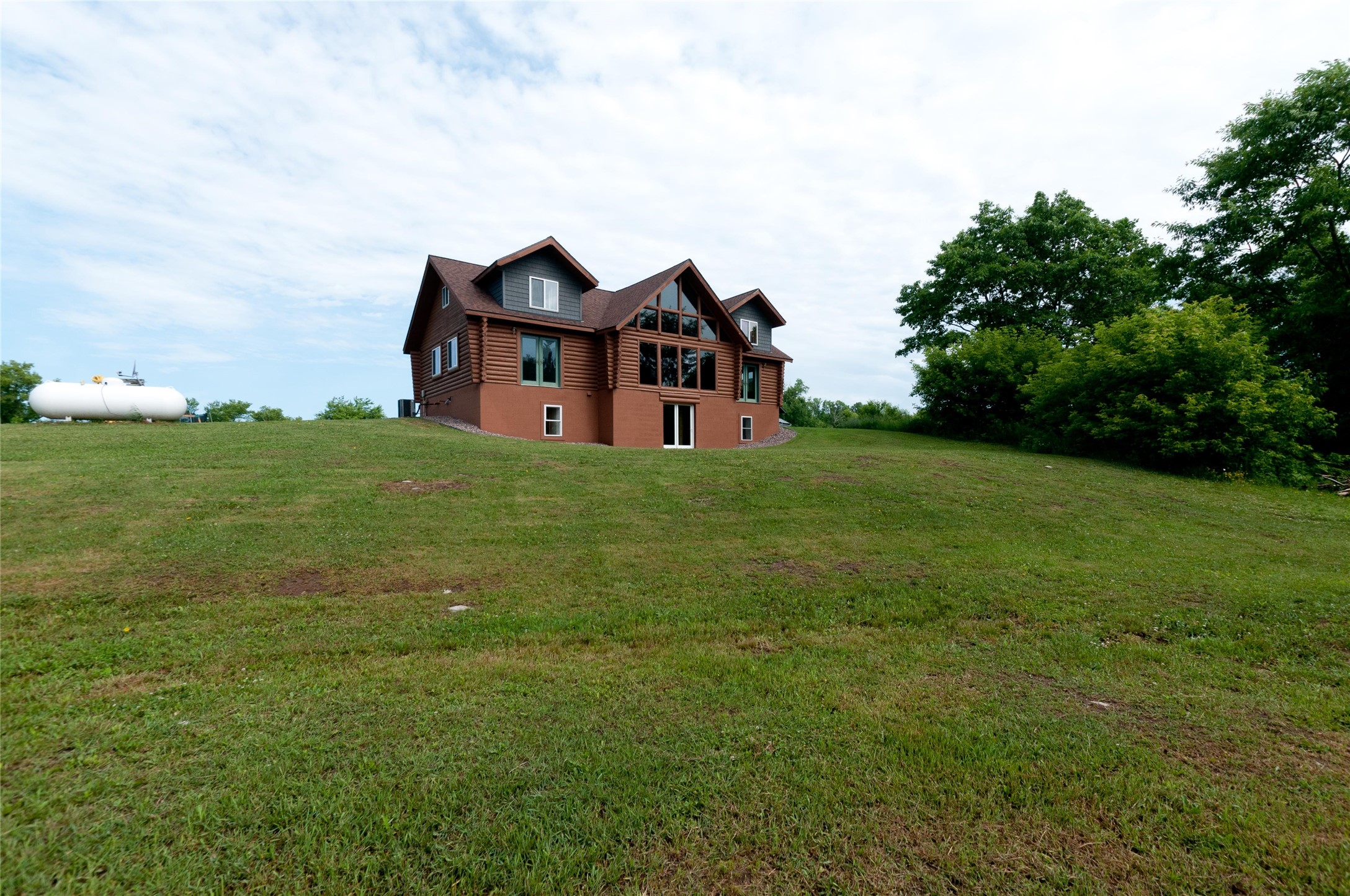 W15991 Random Ridge Road