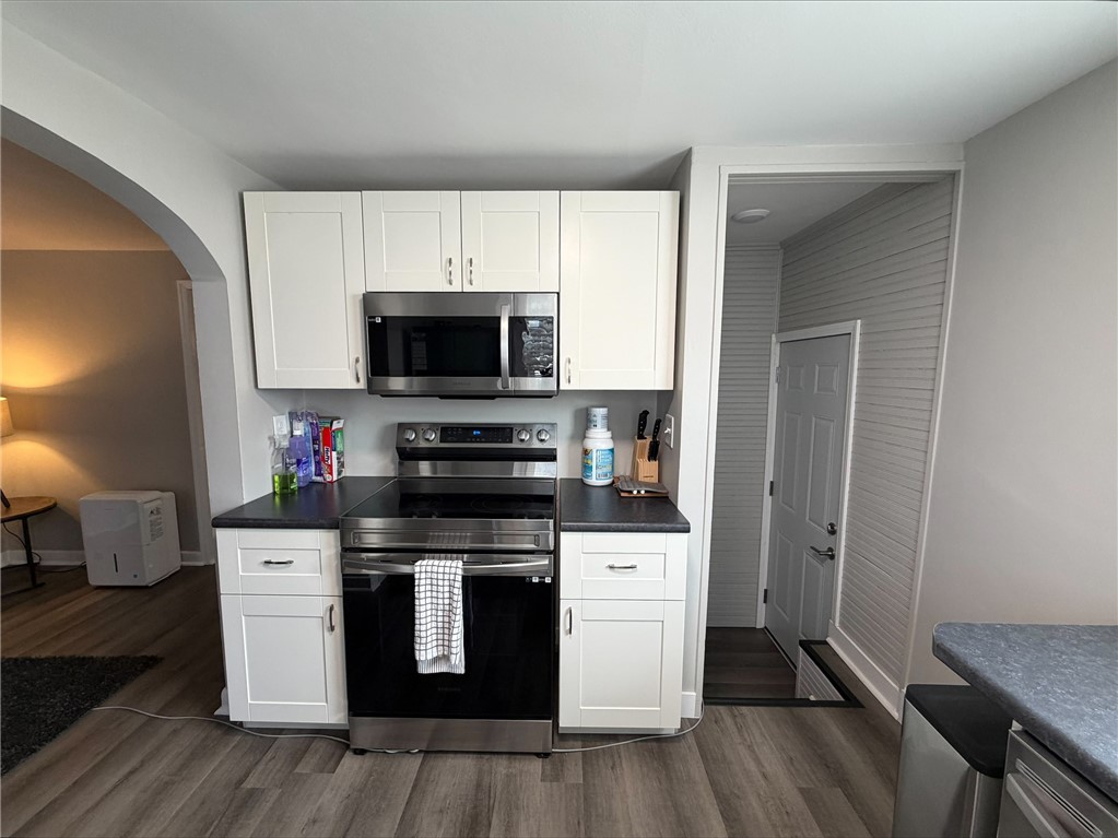 1102 Zephyr Hill Avenue