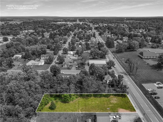 429 W DIVISION AVE, BARRON, WI 54812 - Image 7557b897f3a78e67d7c1c1cdc169054e/393872181