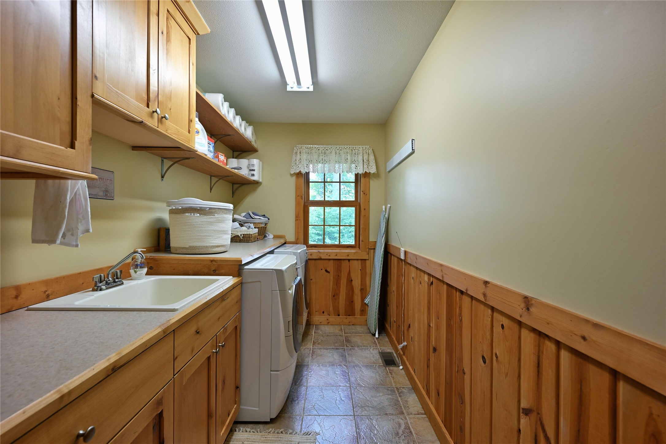 Birchwood, Wisconsin, 54868, United States, 4 Bedrooms Bedrooms, ,3 BathroomsBathrooms,Residential,Active,2032385