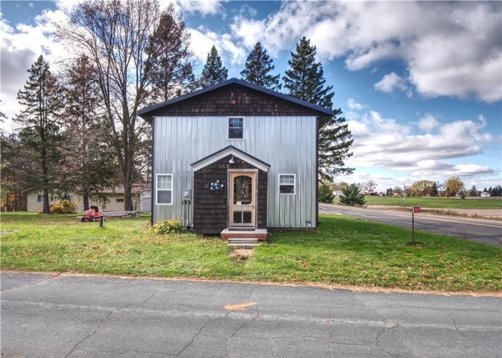 Photo of 2523 13th Street, Cumberland, WI 54829 (MLS # 1596609)