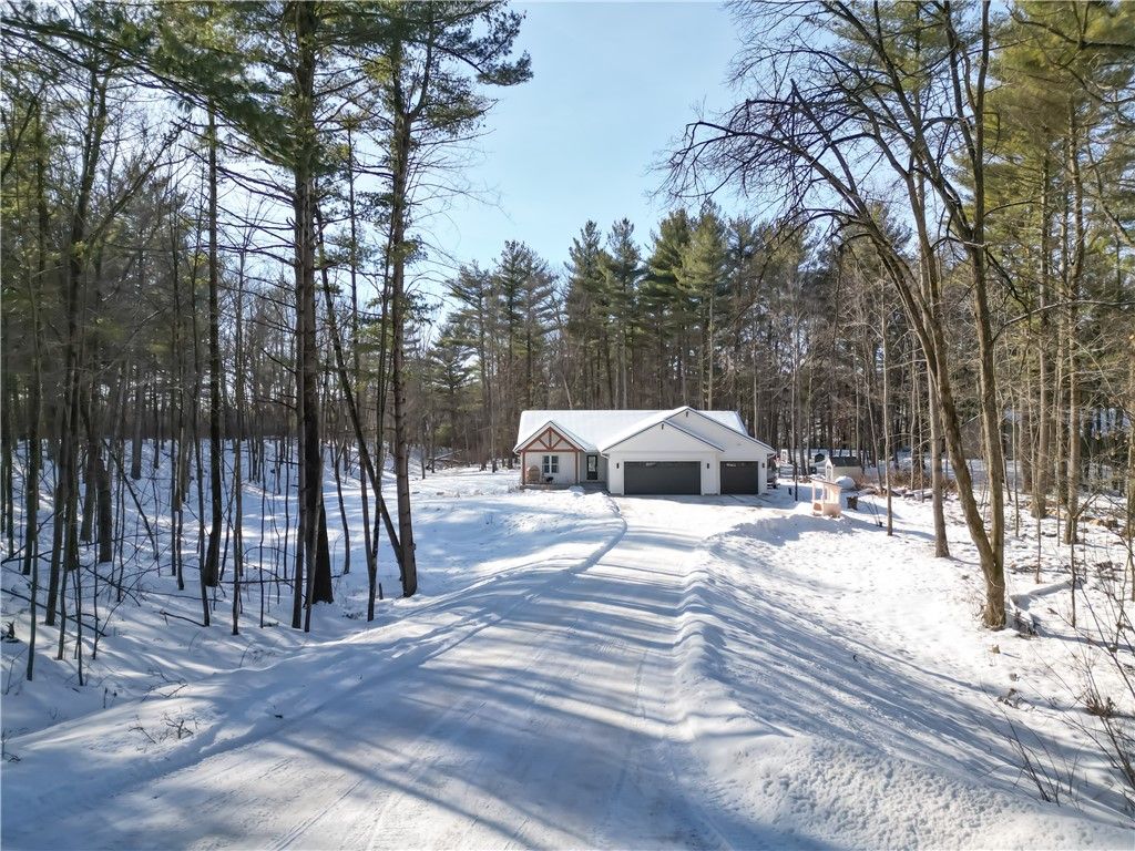 Photo of E10034 331st Avenue, Eau Claire, WI 54703 (MLS # 1597983)