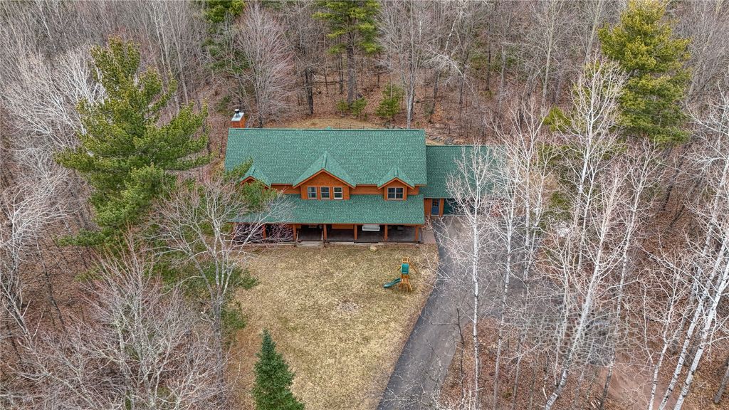 Photo of 16539 W Acorn Ridge, Hayward, WI 54843 (MLS # 1599570)