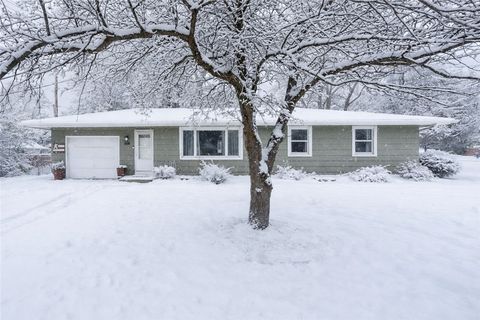 1516 Mitscher Avenue Eau Claire WI 54701