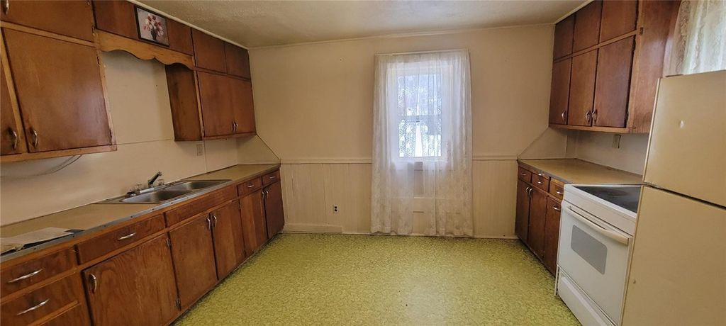 Photo of 164 E Main Street, Hixton, WI 54635 (MLS # 1597852)