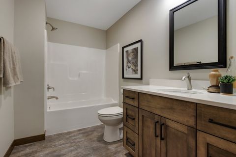 5309 Evergreen Boulevard Eau Claire WI 54701