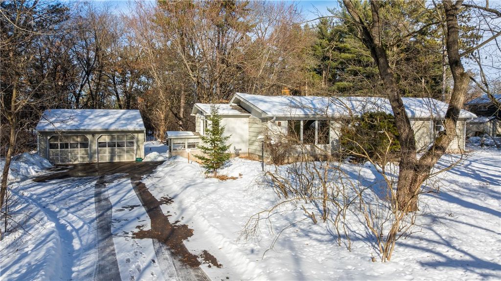 Photo of 2312 Hillside Road, Altoona, WI 54720 (MLS # 1597857)