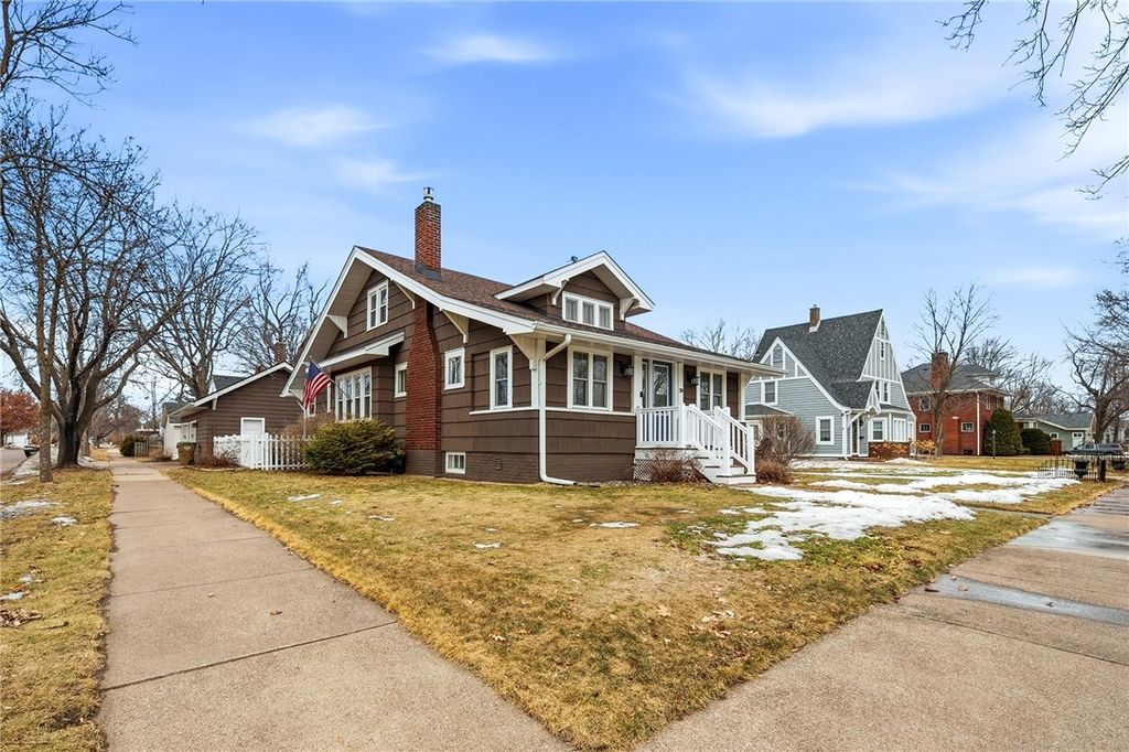 Photo of 724 Dover Street, Chippewa Falls, WI 54729 (MLS # 1598891)