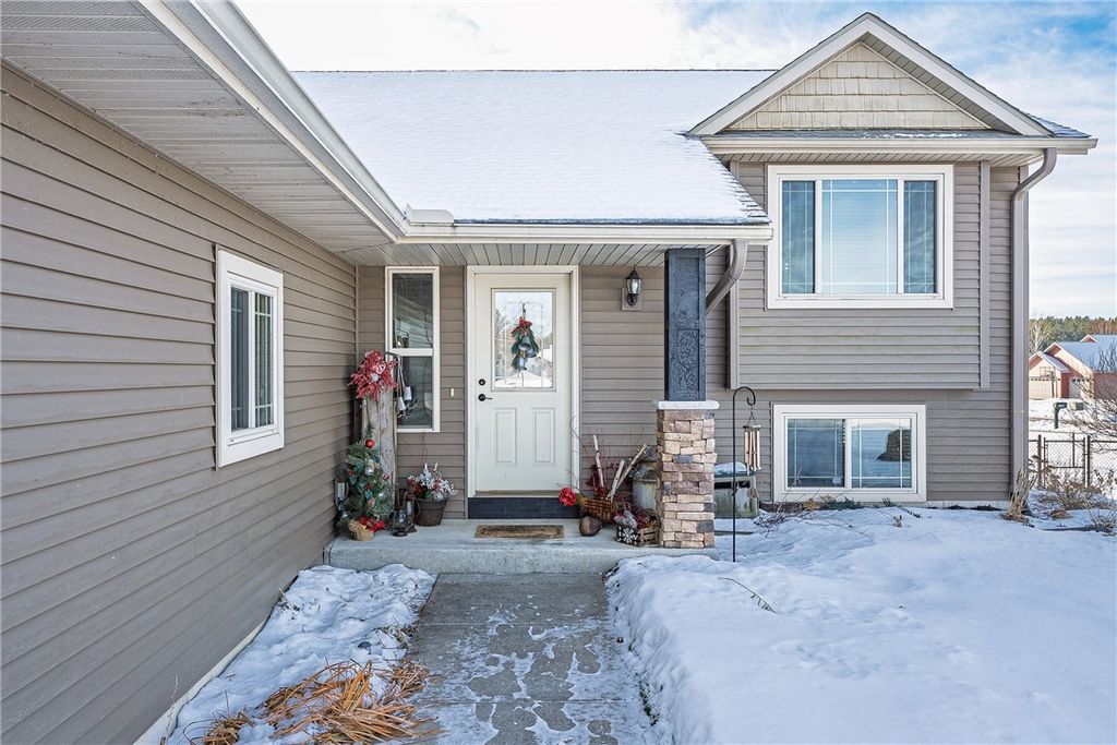 Photo of 17415 99th Avenue, Chippewa Falls, WI 54729 (MLS # 1597740)