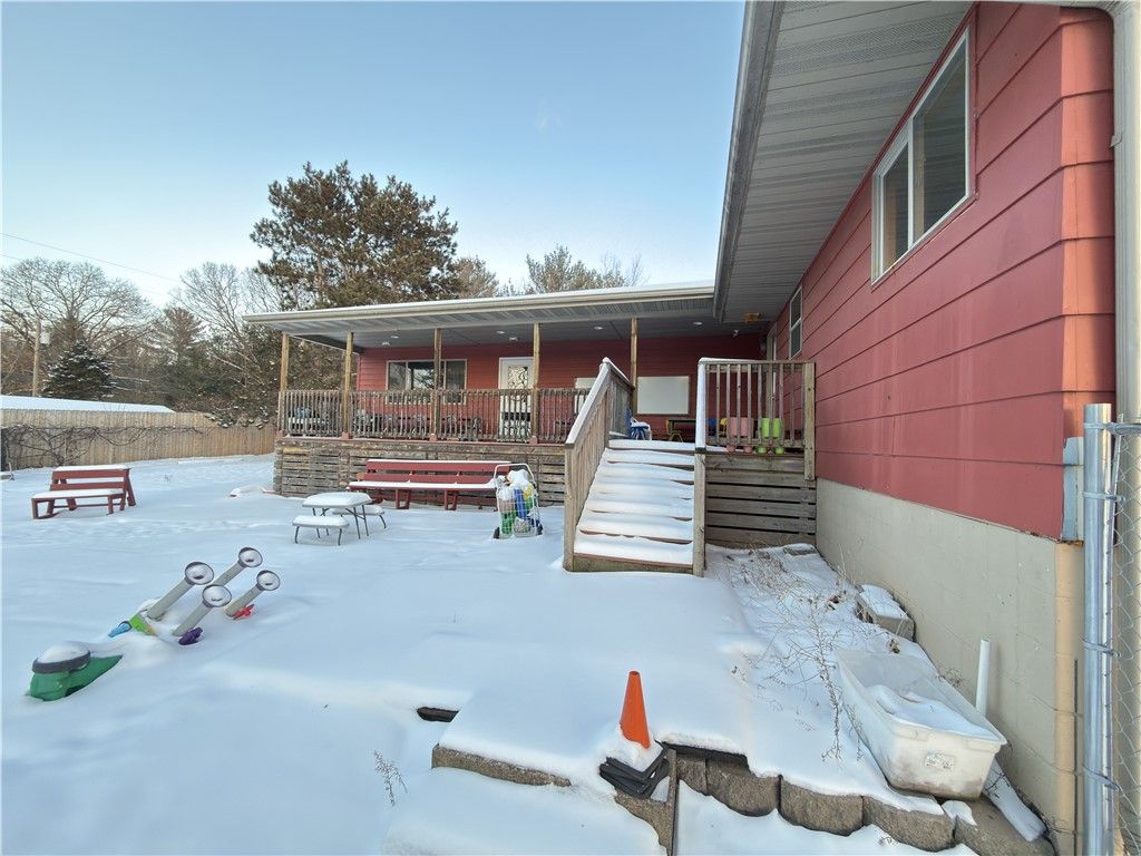 Photo of 2328 N Hillcrest Parkway, Altoona, WI 54720 (MLS # 1597373)