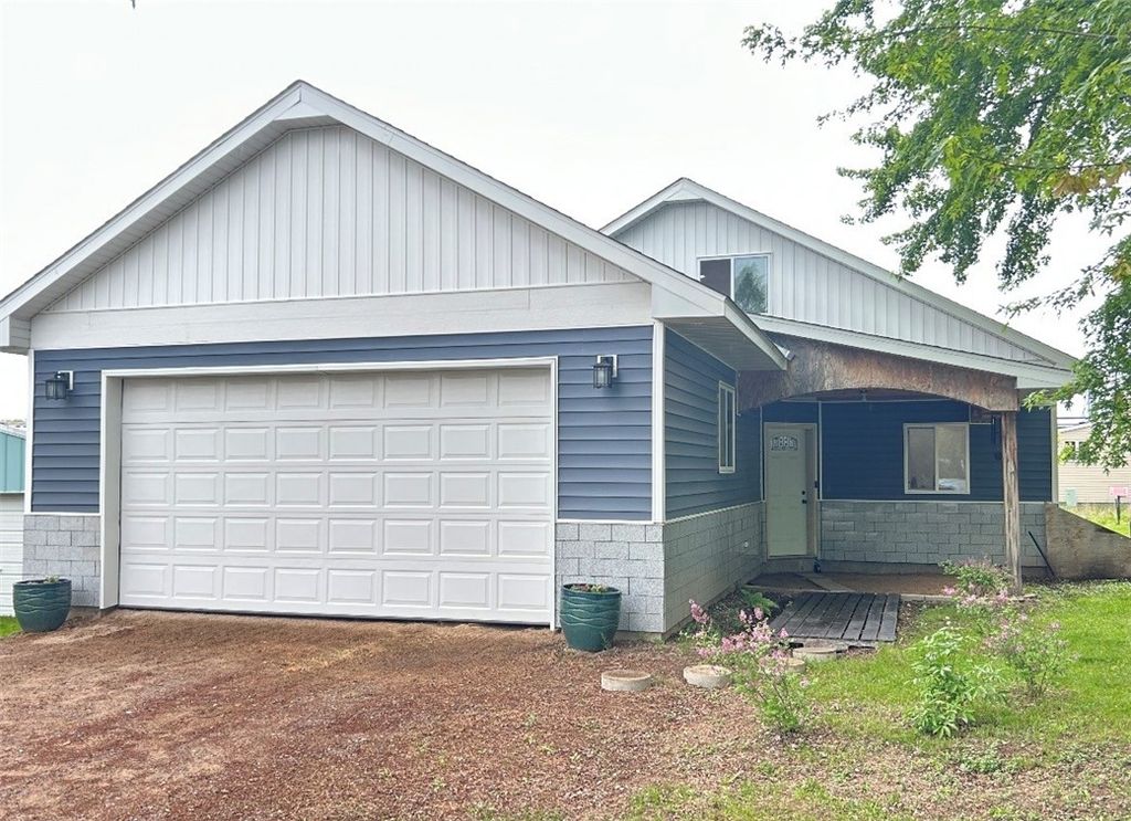 Photo of 121 Diamond Street, Ridgeland, WI 54763 (MLS # 1598871)