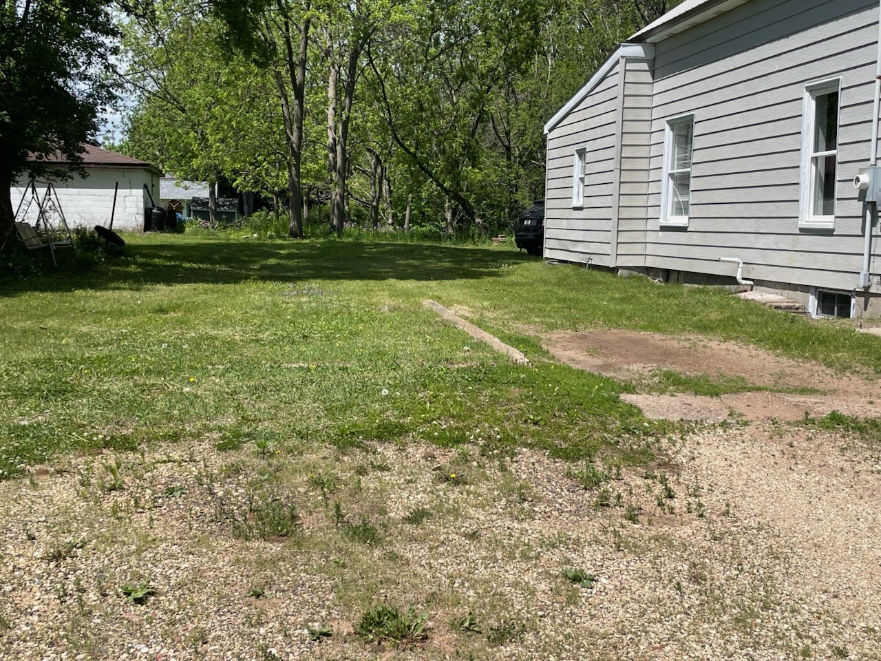 1109 3rd Street W