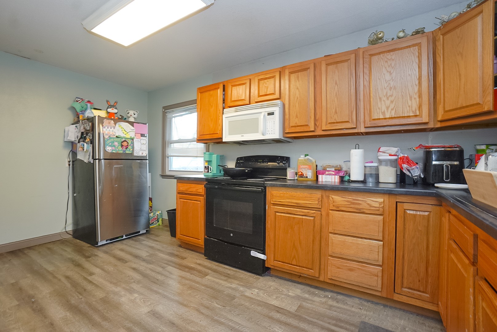 127 W Truman Avenue