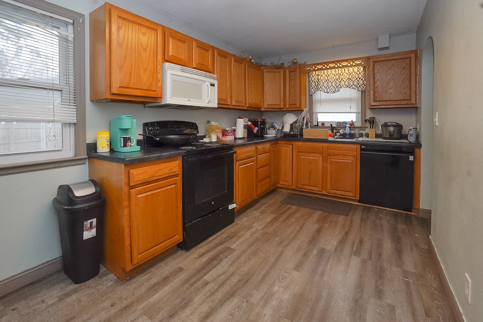 127 W Truman Avenue