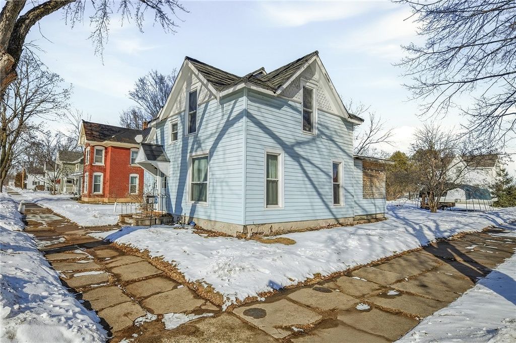 Photo of 23 S Culver Street, Chippewa Falls, WI 54729 (MLS # 1598247)