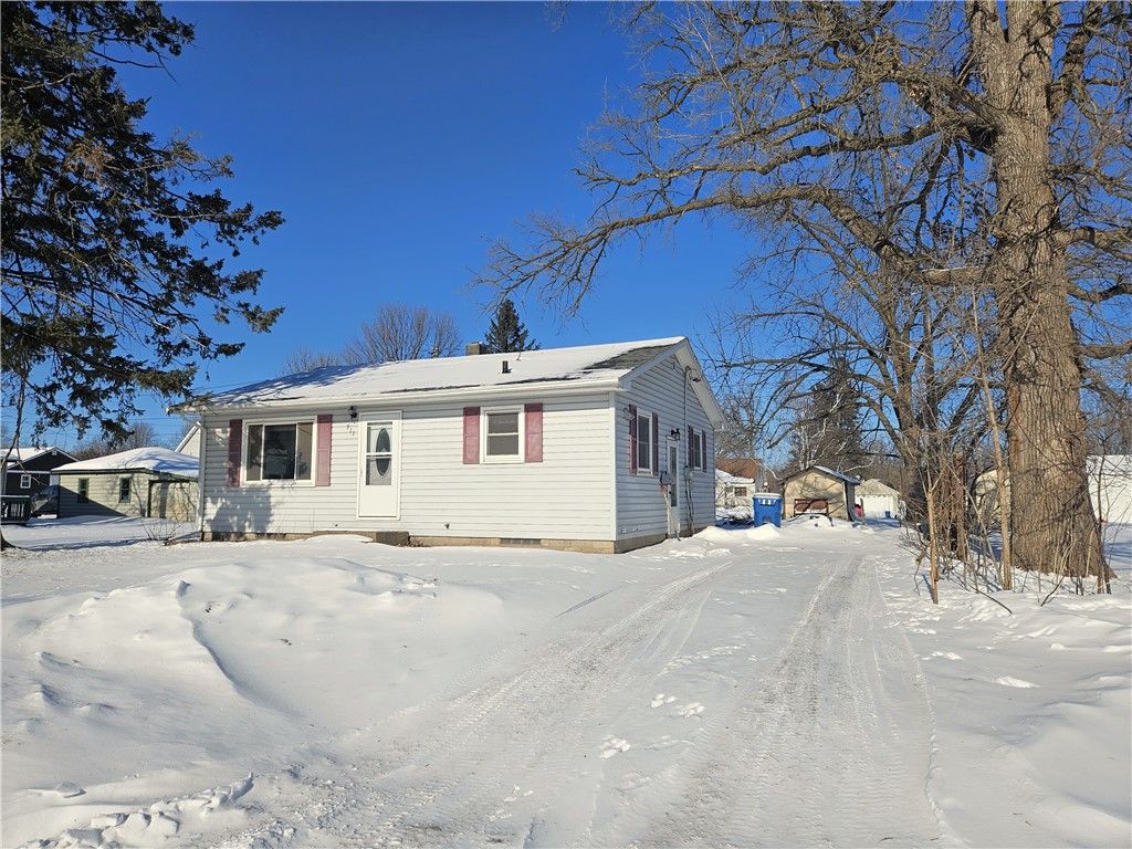 Photo of 711 Lee Street, Rice Lake, WI 54868 (MLS # 1598229)