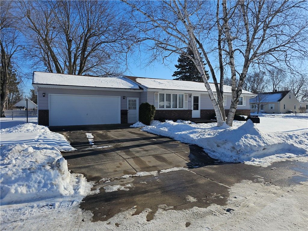 Photo of 2704 N David Street, Appleton, WI 54914 (MLS # 1597545)