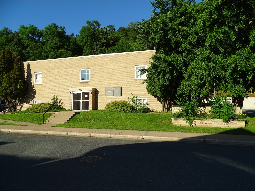 317 S 2nd Street