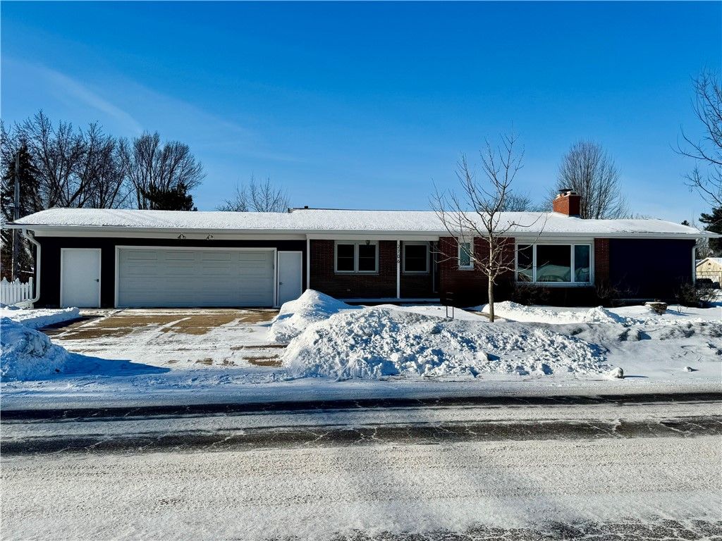 Photo of 2706 Nimitz Street, Eau Claire, WI 54701 (MLS # 1597997)