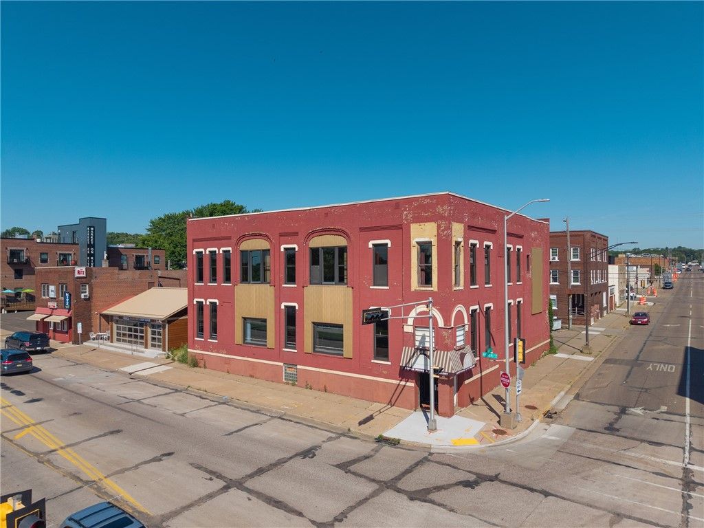 Photo of 2 Bay Street, Chippewa Falls, WI 54729 (MLS # 1598793)
