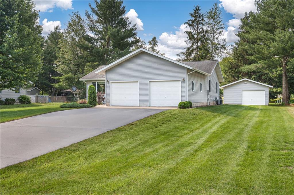 Chetek, Wisconsin 54728, United States, 3 Bedrooms Bedrooms, ,3 BathroomsBathrooms,Residential,Active,53584