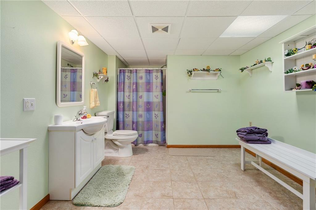 Chetek, Wisconsin 54728, United States, 3 Bedrooms Bedrooms, ,3 BathroomsBathrooms,Residential,Active,53584