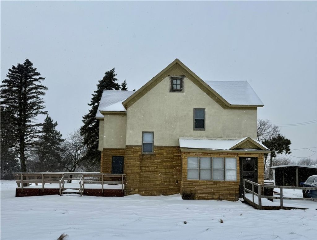 Photo of 7544 Curvue Road, Eau Claire, WI 54703 (MLS # 1597404)