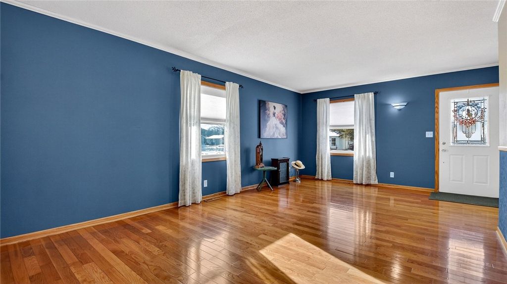 Photo of 3231 Oakland Street, Eau Claire, WI 54703 (MLS # 1597777)