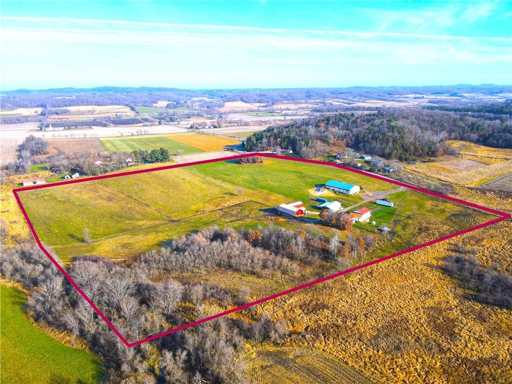 Photo of N24773 Washington Coulee Rd., Ettrick, WI 54627 (MLS # 1597224)