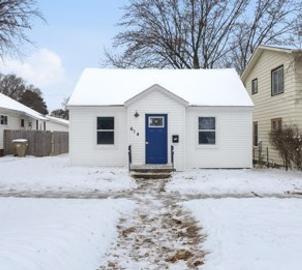 Photo of 614 Maple Street, Chippewa Falls, WI 54729 (MLS # 1597405)