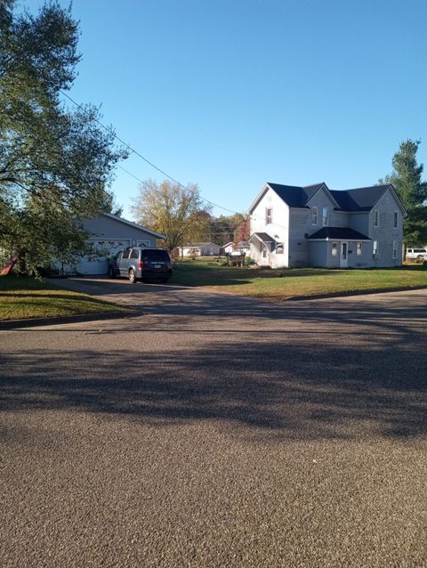 521 Gilman Street Mondovi WI 54755